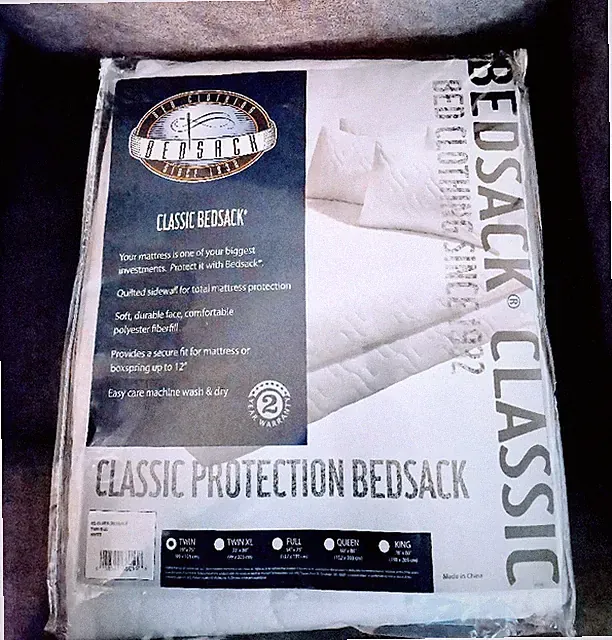 BRAND NEW Bedsack Classic Bed Clothing Mattress Protector Twin 39"x75" White
