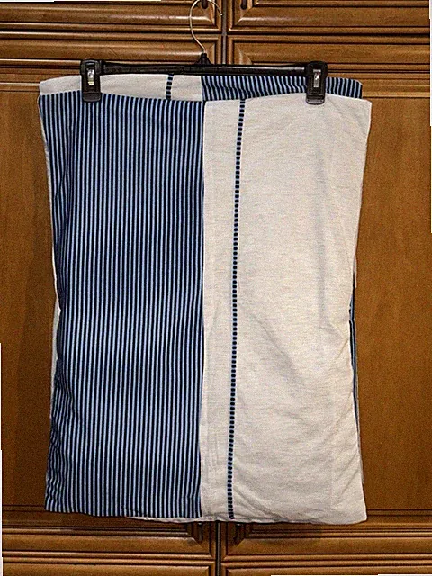 NEW BLUE GRAY F/Q 2 standard pillow SHAMS. Unused Clean Fast