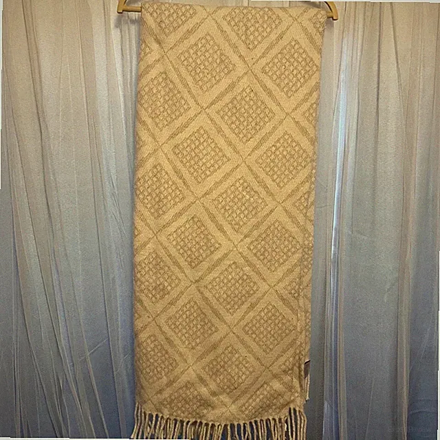 New Têxteis Penedo Throw Blanket Diamond Weave Fringe Made in Portugal
